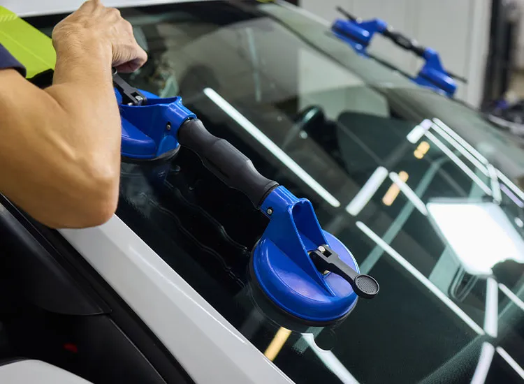 manutenzione parabrezza